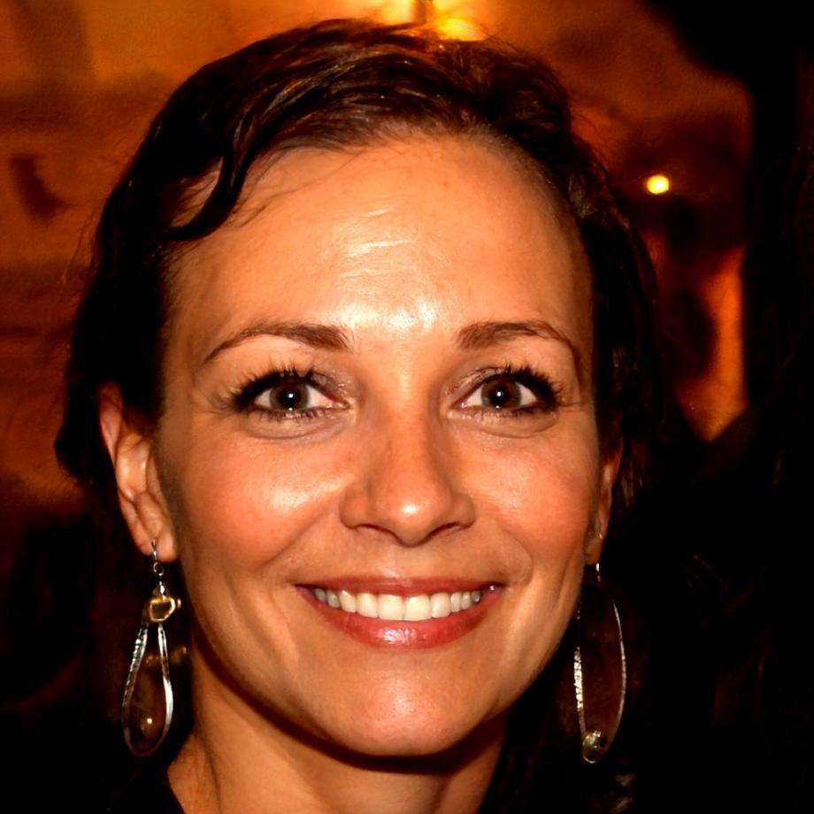 Lisa R.